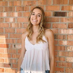 Meet your Posher, Avery